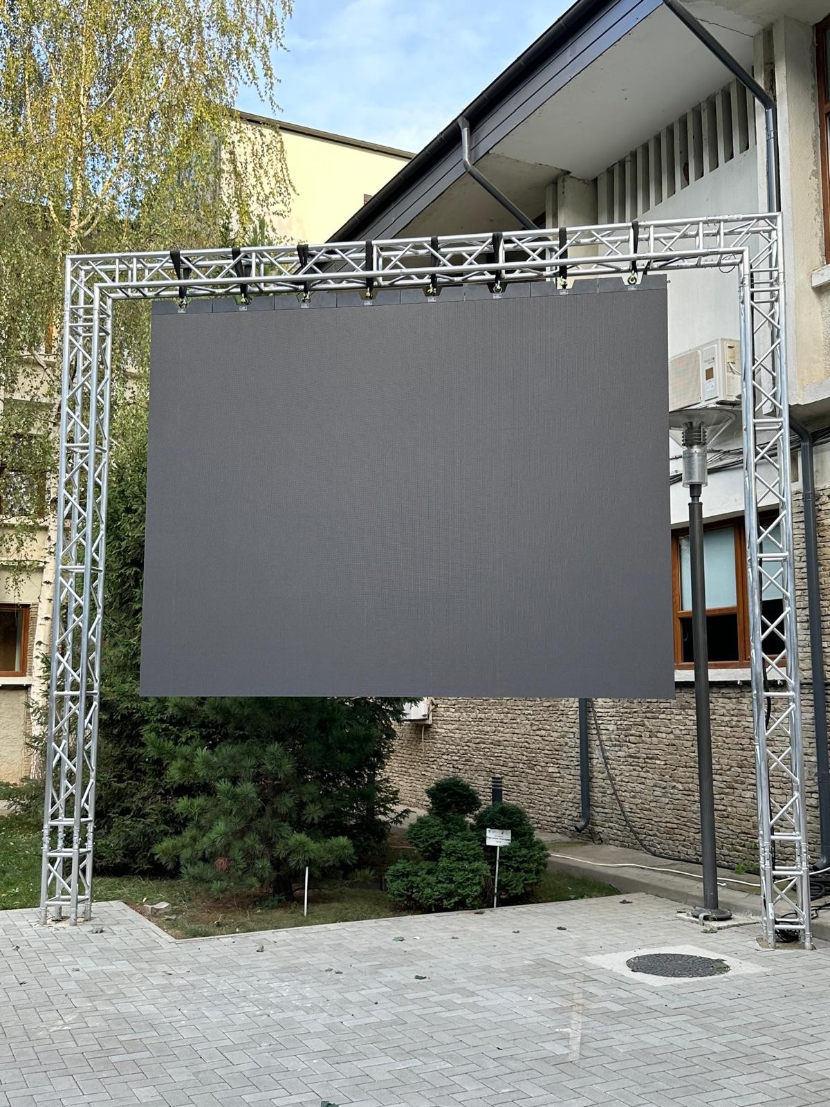 ps-products-23306-66285 Poarta ecran LED 3,5m x 5m - imagine 1
